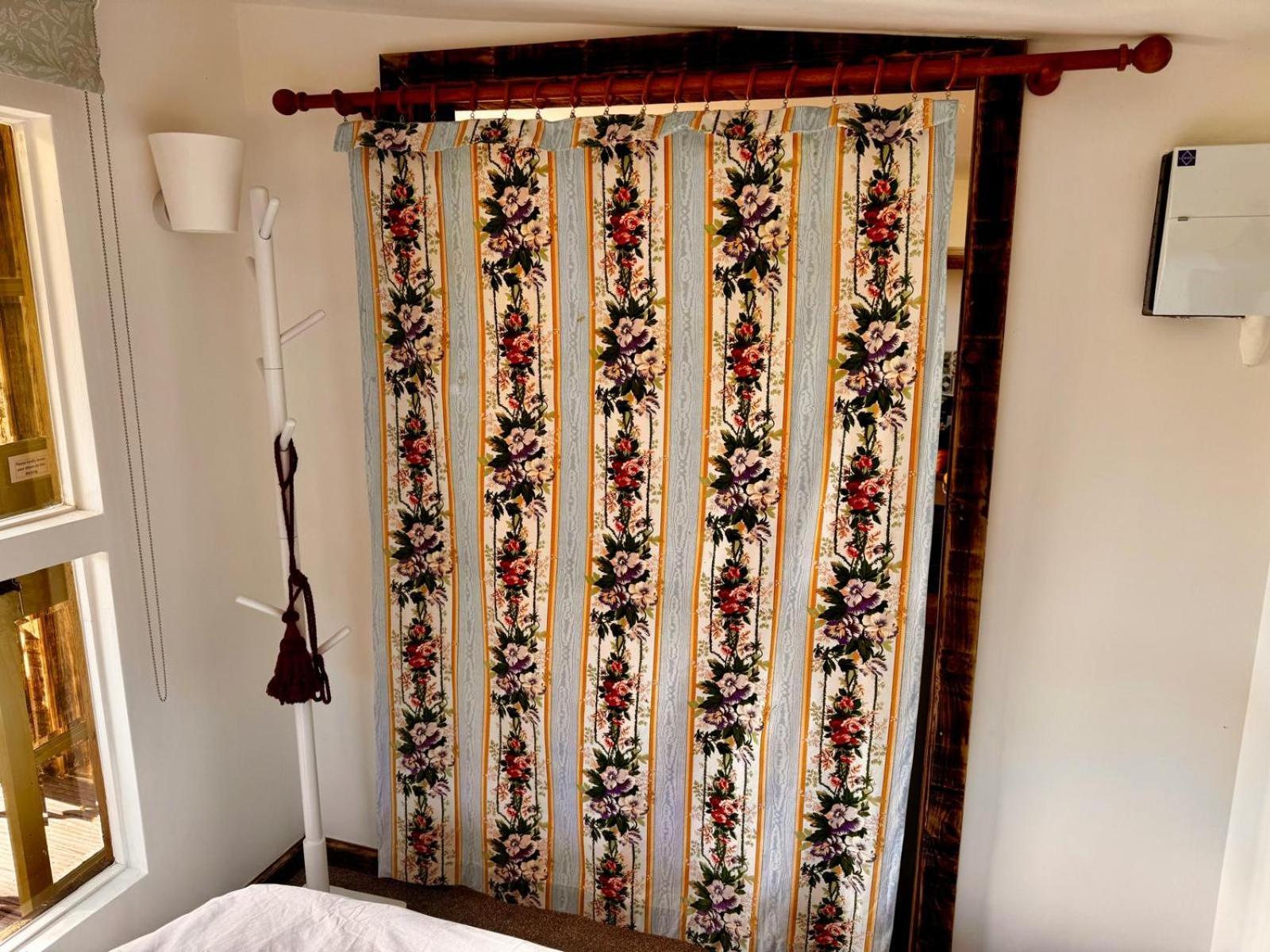 Hollamoor Farm Bed & Breakfast Barnstaple Oda fotoğraf