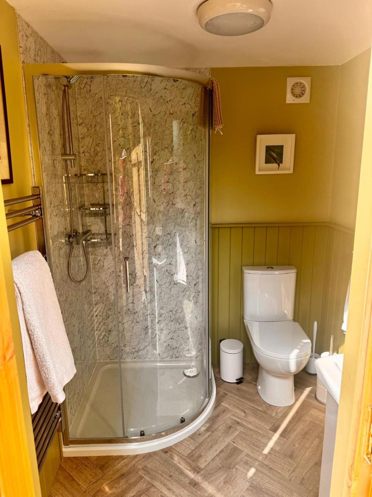 Hollamoor Farm Bed & Breakfast Barnstaple Oda fotoğraf